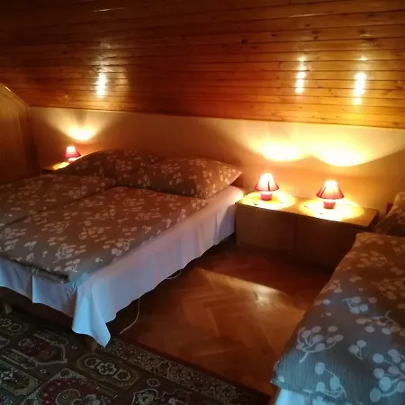 Arnyas Pihenohaz * Siófok
