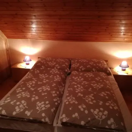 Feriehus Arnyas Pihenohaz Siófok